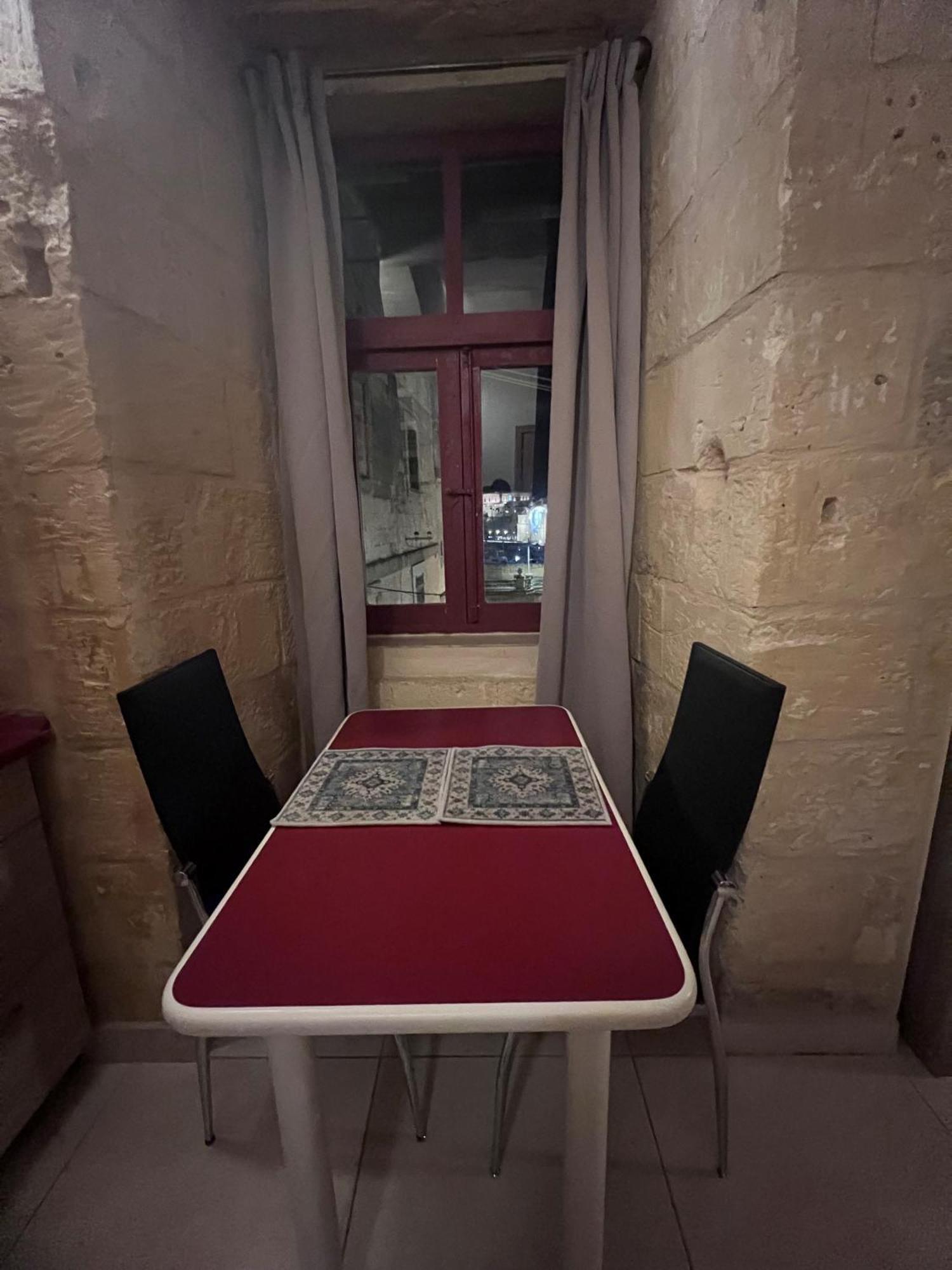 דירות בירגו Twenty Antika מראה חיצוני תמונה